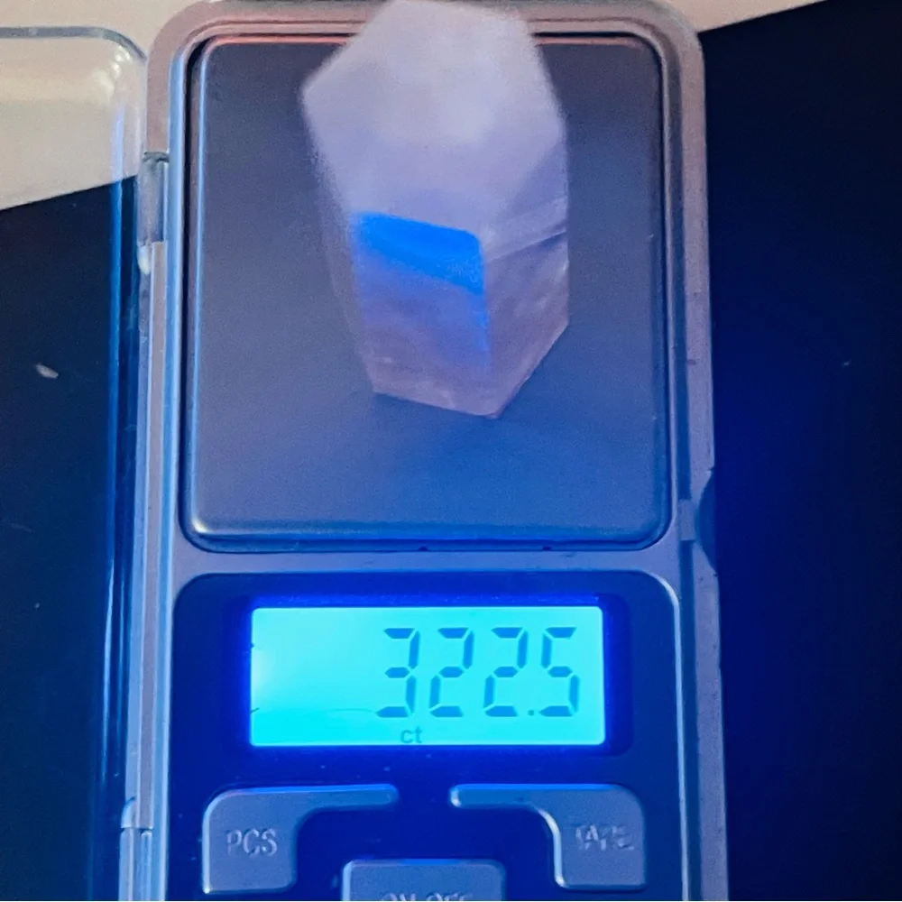 New Natural Rare Ferruginous Quartz Crystal Clear Red Line Small Tower Stone